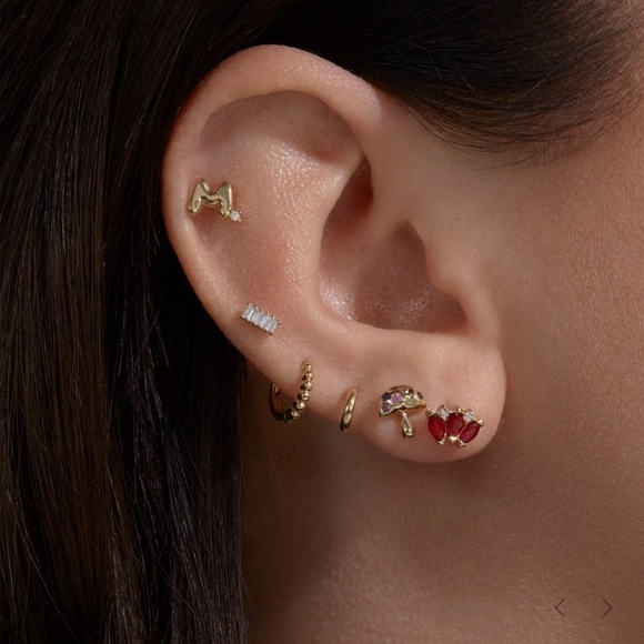 Stone and Strand Ruby Diamond Tiara Stud (x1) - Picture 4 of 6